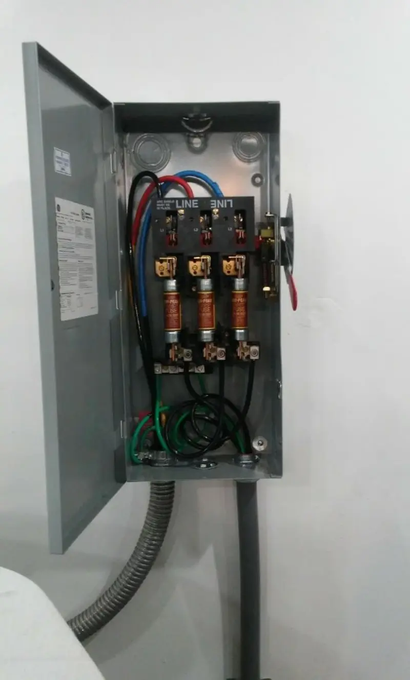 Three-phase disconnect switch installed for Smoke Detector Installation in Monterey